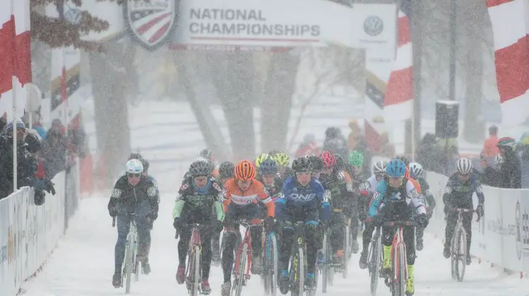 Start of the race is always hectic is an singlespeed race. 2017 Cyclocross National Championships, Singlespeed Women. © A. Yee / Cyclocross Magazine