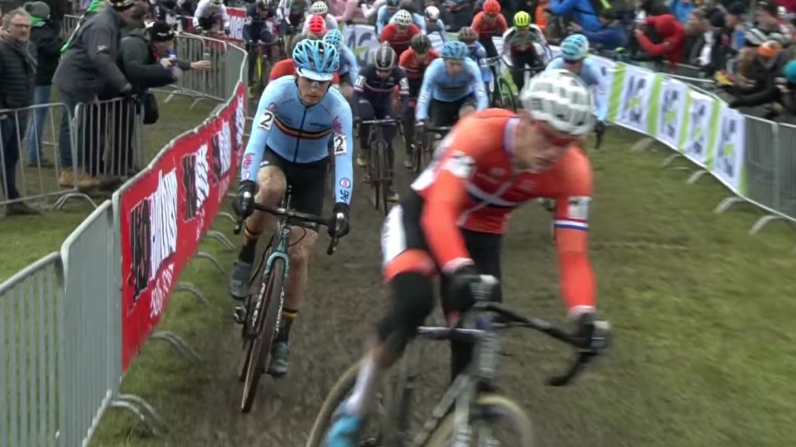 Mathieu van der Poel leads the start of the 2017 Cyclocross World Championships.