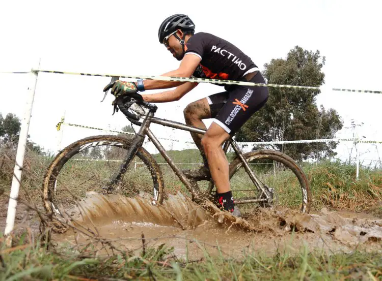 Where else can you rip around in the mud, tear up some grass and not feel guilty and endanger trail access? Rockville Bike Cyclocross Series, Solano Community College. © John Silva