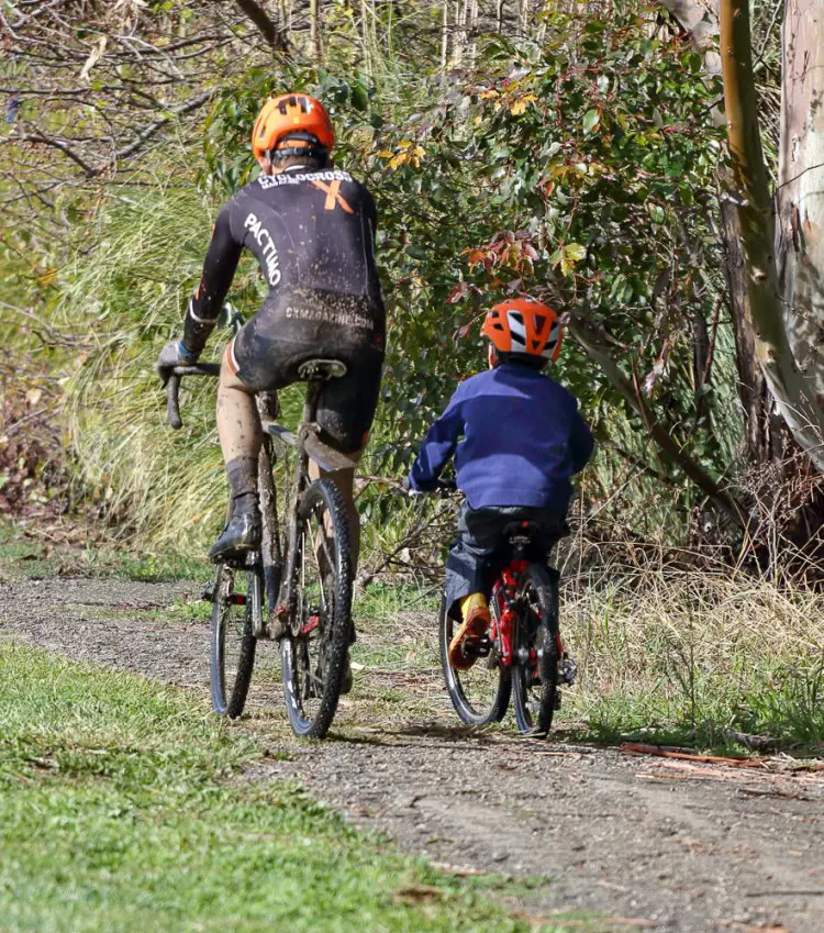 Rockville Bike Cyclocross Series doesn't have a kids' race, but it's certainly kid friendly. Solano Community College. © John Silva