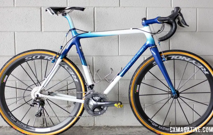 The frame reminds us a lot of the Gold Country from last year, but this paint scheme really makes it her own. © C. Fegan-Kim Cyclocross Magazine