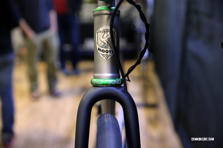 Housing blocks a bit of the cycling Moot headbadge on an otherwise uber-clean build. © C. Fegan-Kim for Cyclocross Magazine