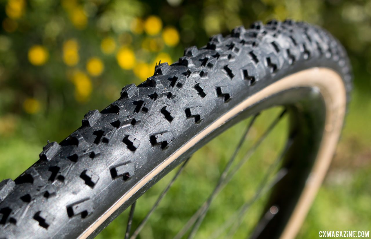 IRC SERAC 700*32C Cyclocross CX WT TUBETYPE Tyre Bike Bicycle Fold Clincher Tire 