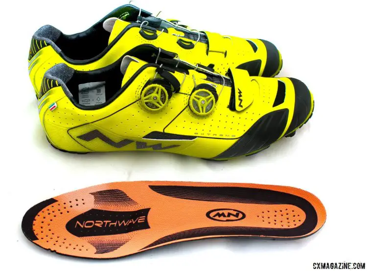 The Northwave Extreme XC mountain bike shoe insole offers some ventilation and metatarsal button support. © Cyclocross Magazine