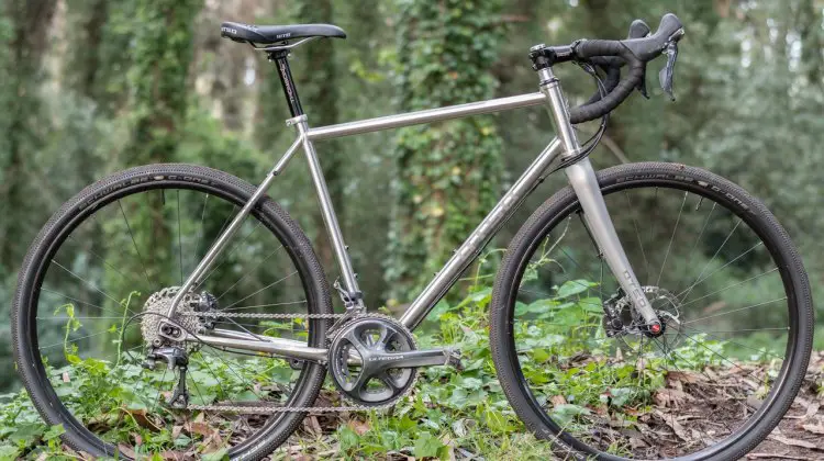 Technical trails? Gravel roads? The Otso Cycles Warakin stainless steel gravel/cyclocross bike adjusts to its surroundings with the Tuning Chip rear dropout. © Cyclocross Magazine