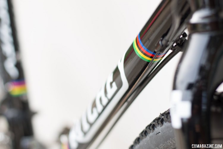 The Ritchey Swiss Cross uses full length housing stops for use with cable or hydraulic brakes. © Cyclocross Magazine