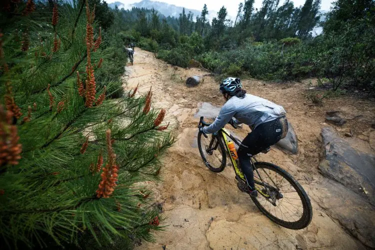 Amanda Nauman floats down the bumpy Santa Cruz rain-slicked rocks with her Fox AX Adventure Cross Fork. photo: Connor Macleod