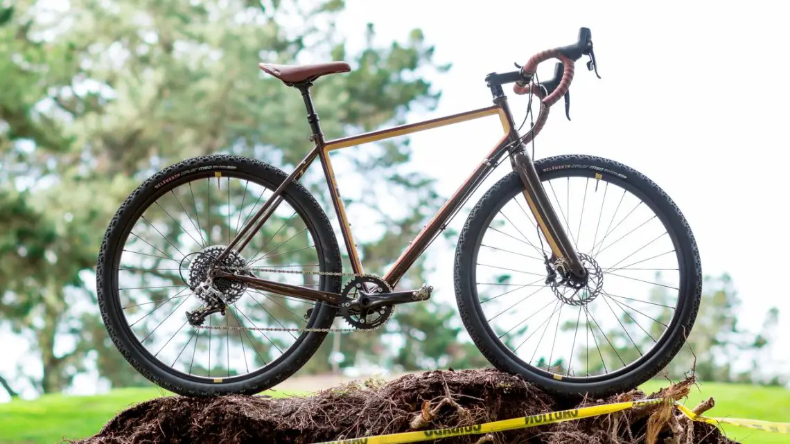 With a name like Stuntman, your rides can be in or outside of caution tape. 2017 Raleigh Stuntman. © Cyclocross Magazine