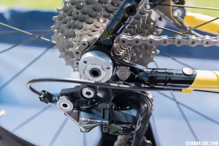 Paint masking of the stamped trademark owl at the rear axle mount shows attention to detail. 2017 Sea Otter Classic. © C. Lee / Cyclocross Magazine