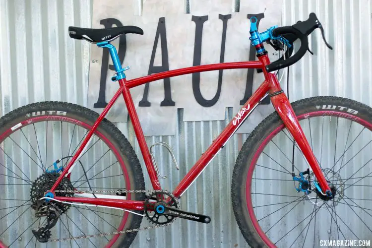 Sklar Bikes TIG-welded monster 'cross bike has gentle, unassuming curves but clearance for monster 27.5" tires. Frames start at $2250. Paul Camp 2017. © Cyclocross Magazine