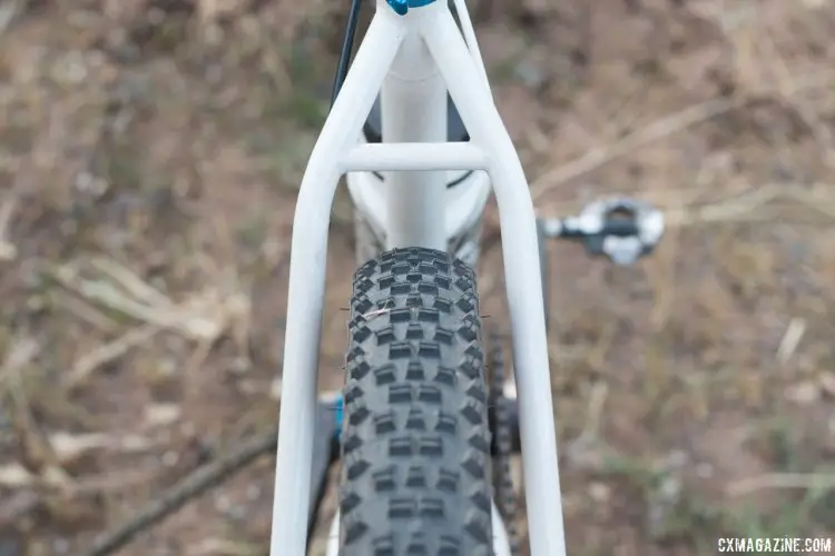Falconer's steel drop bar mountain bike features room for 2.4" rubber. Paul Camp 2017. © Cyclocross Magazine