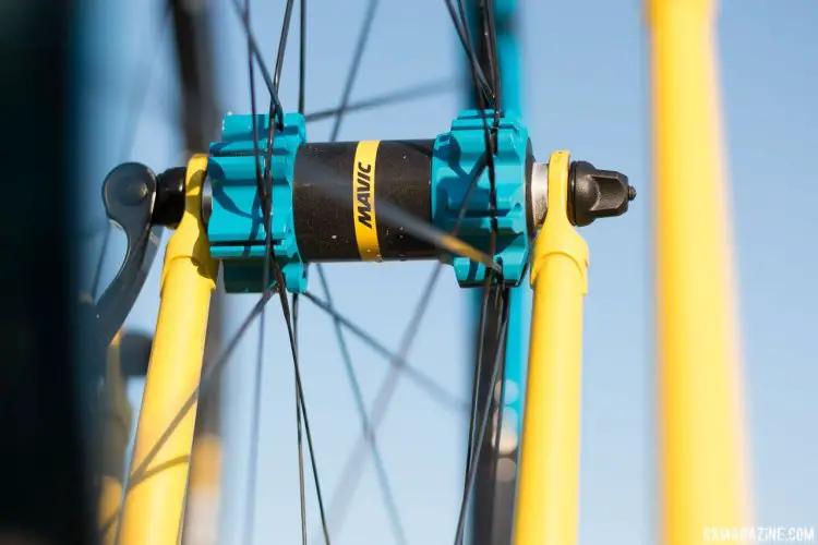 The Mavic Elite XA Trail wheelset comes in this year's trendy color - an aqua blue. Rotor mount is six-bolt. There are even Boost and Lefty options. Out back, the freehub can be swapped for an XD driver. © Cyclocross Magazine