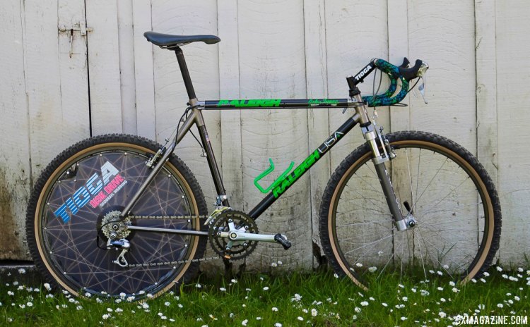 A perfect example of how fat tires, drop bars and suspension forks were all a thing, 26 years ago. Eric Rumpf's John Tomac replica 1991 Raleigh Signature ti/carbon drop bar mountain bike. © Eric Rumpf