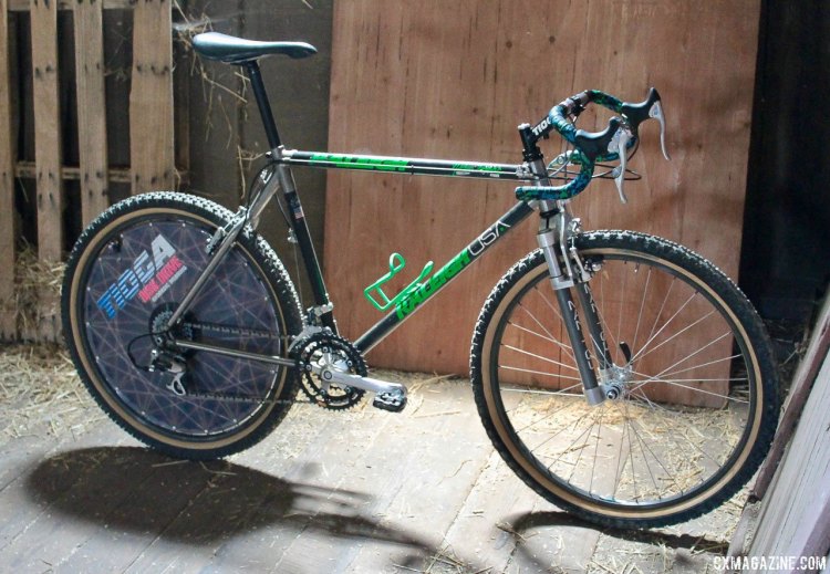 Eric Rumpf's John Tomac replica 1991 Raleigh Signature ti/carbon drop bar mountain bike, with Merlin titanium rear triangle and head tube. © Eric Rumpf