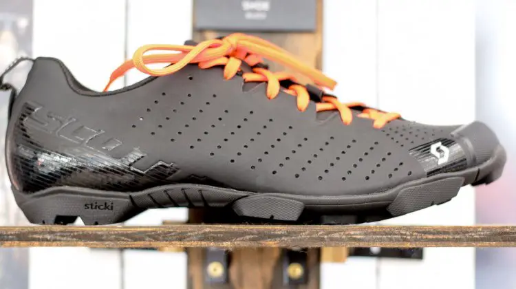 Scott MTB RC Lace shoe looks quite similar to the Giro Empire VR90 mtb lace shoe even in terms of the black/orange laces color combination, but the Scott retails for $100 less at $199. © Cyclocross Magazine