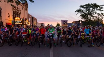 The start line of the 2017 Dirty Kanza 200 gravel race. © Christopher Nichols