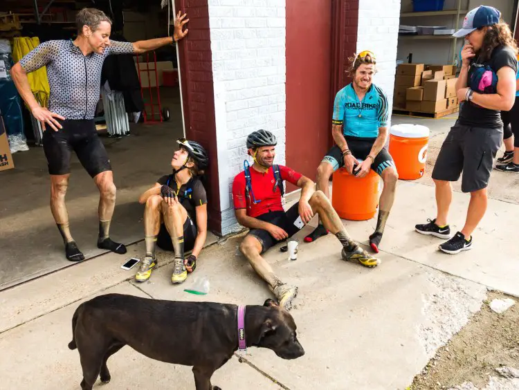 Small packs form for both company and sharing wind-piercing duties. Neil Shirley's 2017 Dirty Kanza race. © Ian Matteson / ENVE