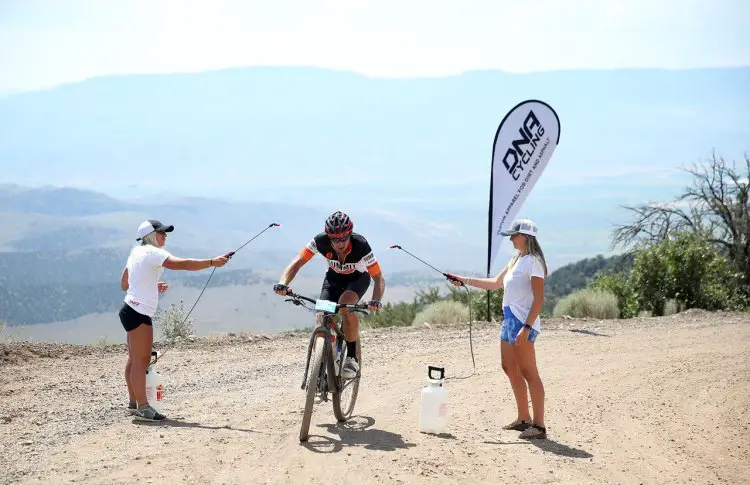 With temperatures nearing 100 degrees, the aid stations were a life saver for riders. 2017 Crusher in the Tushar © C. Fegan-Kim