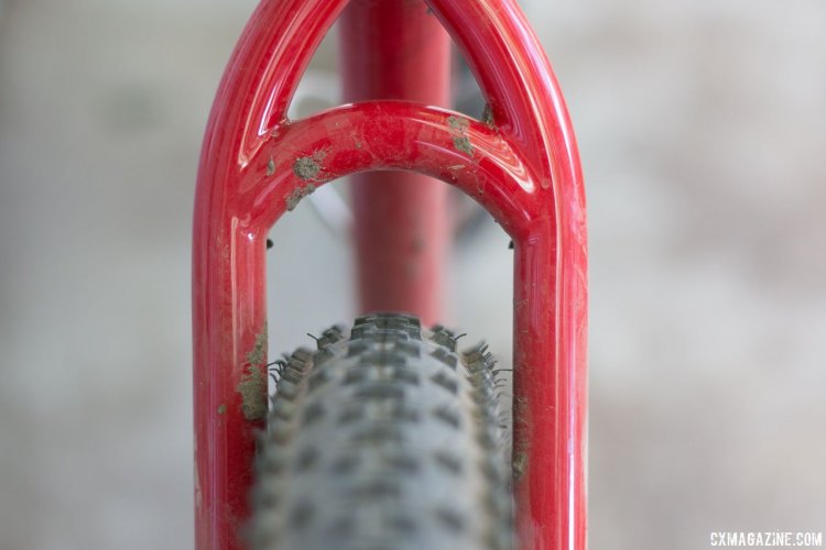 Robert Ives' Blue Collar Bikes Monster Cross creation hugs the WTB Ranger 27.5x2.0 tires. © Cyclocross Magazine