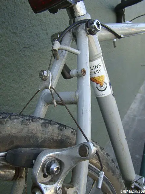 Whereas modern monster cross bikes are moving toward disc brakes, a vintage model like the Sphinx will still allow you to run cantilevers. Gary Fisher Sphinx. © Steve O'Bryan