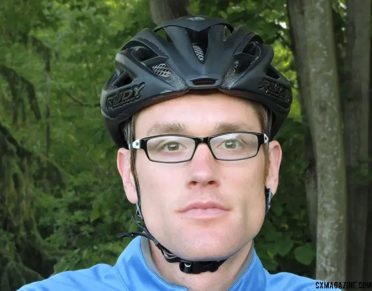 The Racemaster has room for a detachable visor if riders choose to add that accessory. © Cyclocross Magazine