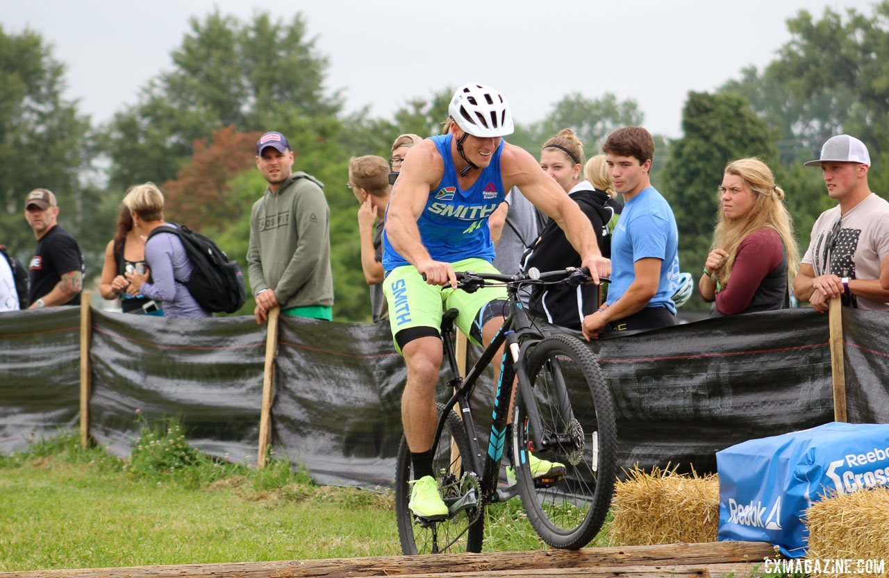 If newcomers only have a mountain bike, that's totally okay. Cyclocross racing at the 2017 Crossfit Games. © Z. Schuster, Cyclocross Magazine