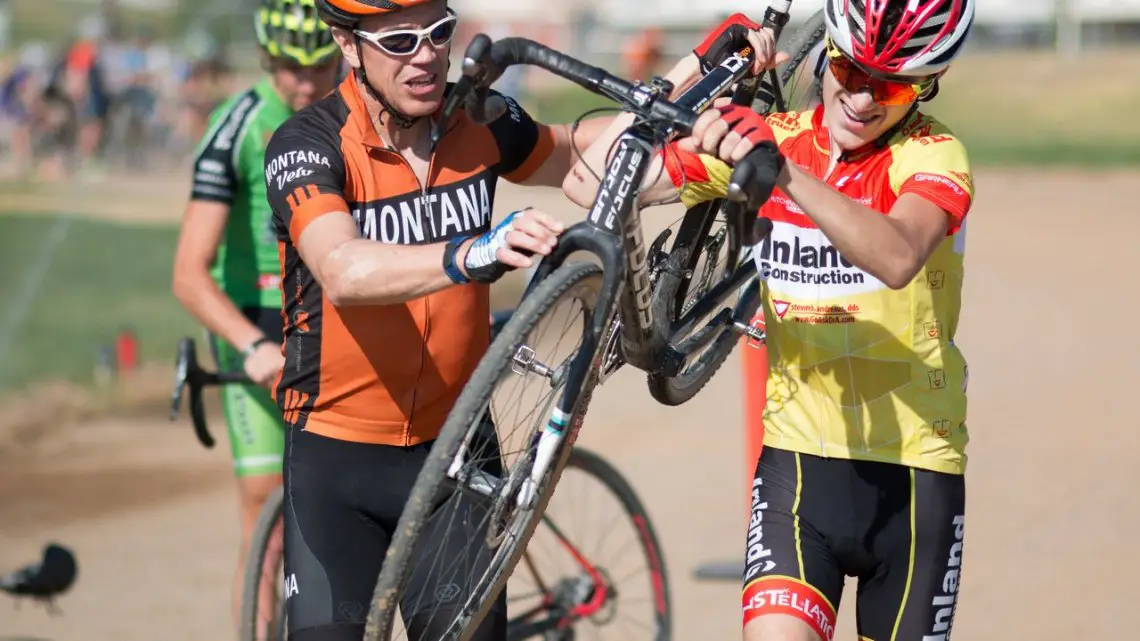 Geoff Proctor has campers ready for anything, including the rare-but-useful shoulder bike exchange. 2017 Montana Cross Camp © Cyclocross Magazine