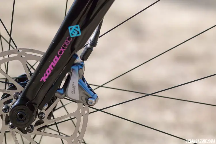 Flat mount hydraulic disc brakes are all the rage, and Kona joins the party for 2018. © Cyclocross Magazine
