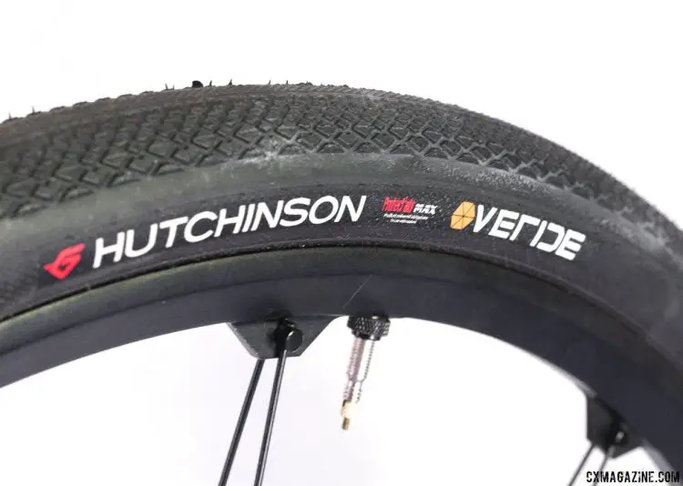 The Hutchinson Overide tubeless gravel tire mounted up easily on a Crankbrothers Zinc 3 rim. © Cyclocross Magazine