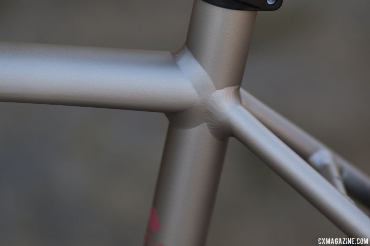 The 650b 2018 Kona Rove NRB DL and NRB share the same TIG welded 6061 alloy frame. © Cyclocross Magazine
