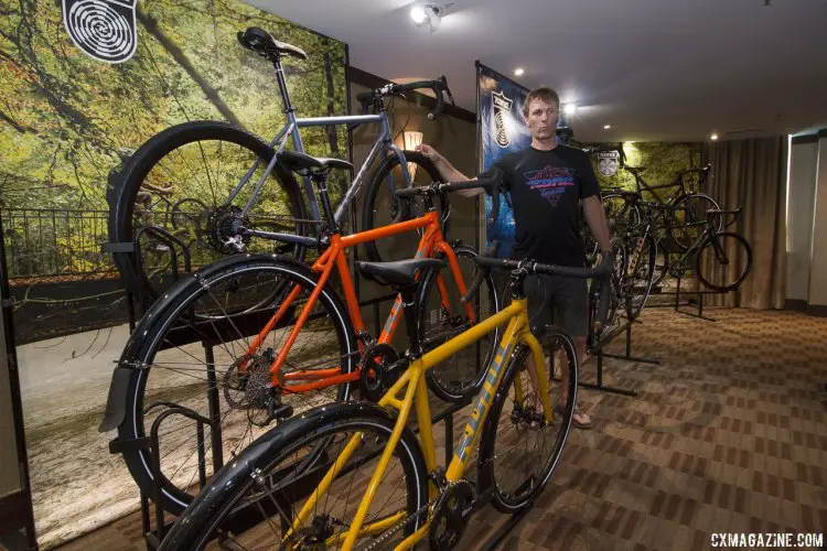 Kona's Joe Brown shows off the 700c wheel versions of the 2018 Kona Rove line. © Cyclocross Magazine