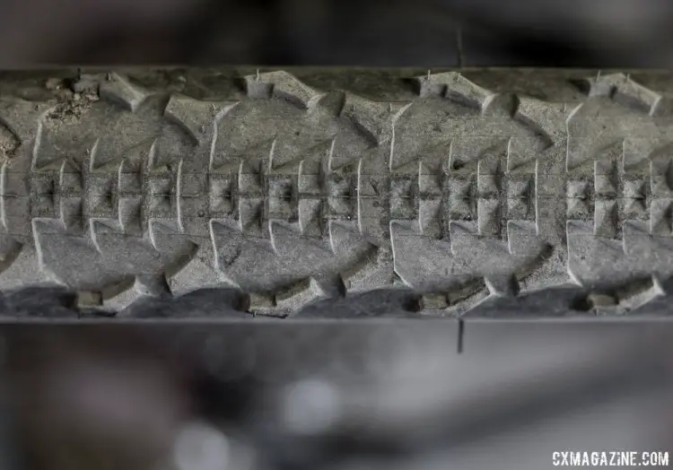 Ritchey's Speedmax semi-slick cyclocross/gravel tire comes in three different widths, with treads that vary a bit, but the only folding and tubeless version is the new WCS 40mm option. © Cyclocross Magazine
