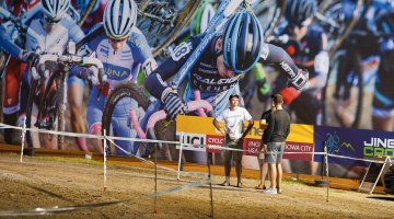 The racing is larger than life at the Jingle Cross cyclocross festival. © A. Yee / Cyclocross Magazine