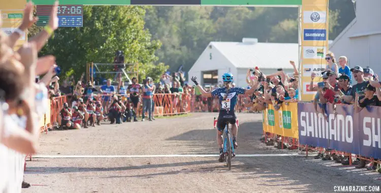 American National Champion Katie Compton defended home turf to win the second World Cup of the 2016 season. Jingle Cross cyclocross festival. © A. Yee / Cyclocross Magazine