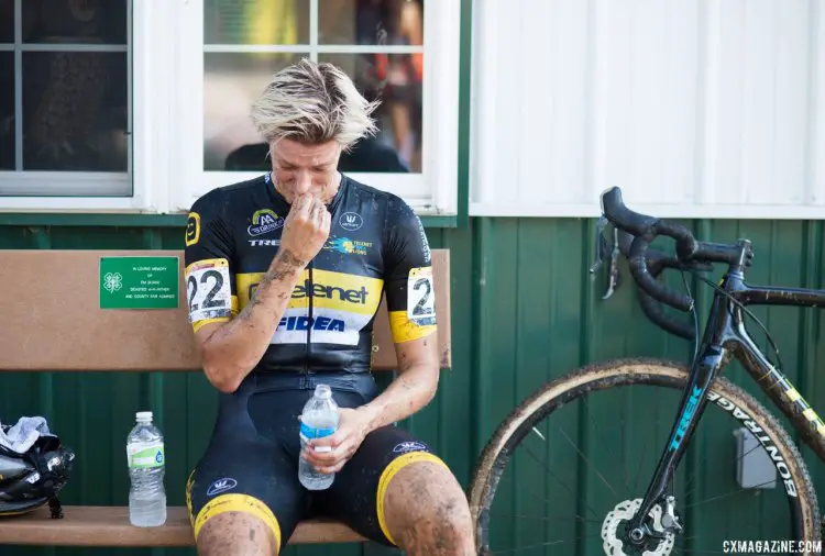 Like many racing in Iowa for the first time, Ellen van Loy had difficulty in the heat at the 2016 Jingle Cross World Cup. © A. Yee / Cyclocross Magazine