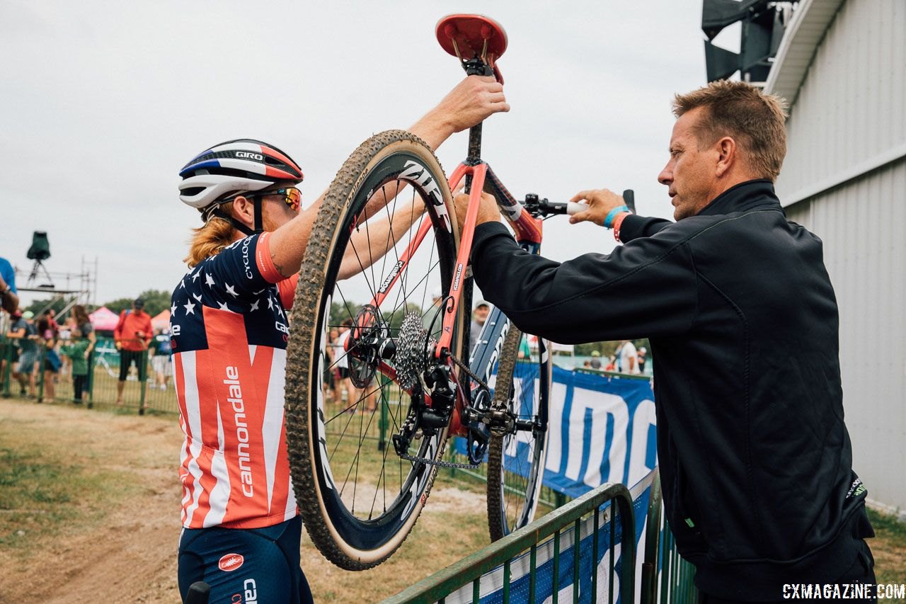 Stu Thorne and his team provide a lot of support for the program's riders. 2017 Jingle Cross World Cup. © J. Curtes / Cyclocross Magazine