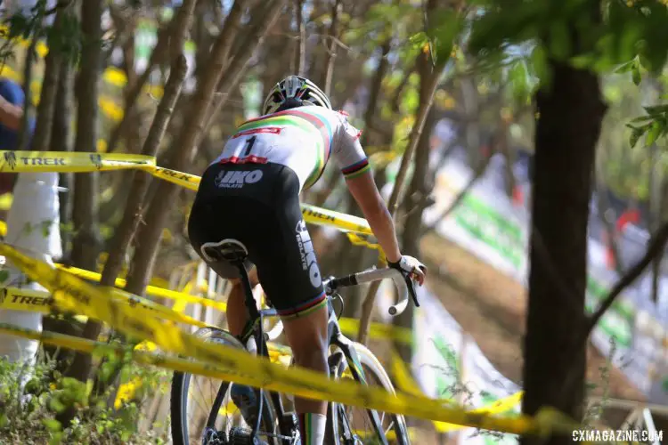 Sanne Cant weaves through the tape on the wooded north end of the course at Trek World Headquarters in Waterloo, Wisconsin. ©D. Mable / cxmagazine.com