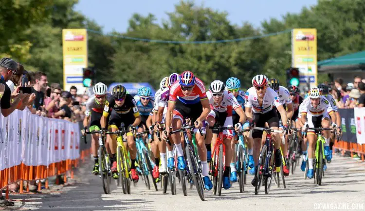 The start of the 2017 Jingle Cross World Cup men's season. © D. Mable / Cyclocross Magazine