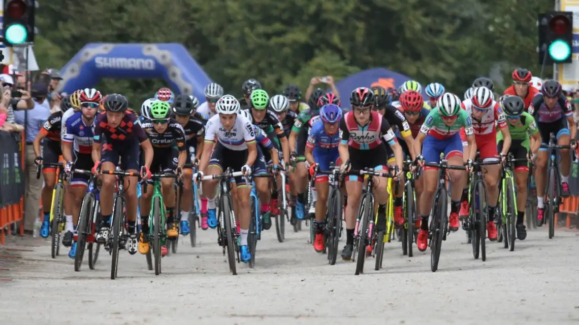 The women's 2017-18 UCI World Cup season kicks off at Jingle Cross in Iowa City. Photo by David Mable/Cyclcross Magazine.