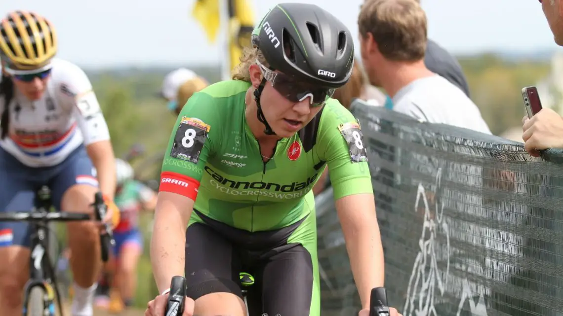 Emma White crests Mt. Krumpit, finishing 11th as the first U23 rider, taking the lead in the 2017-18 World Cup standings. Photo by David Mable/Cyclocross Magazine.