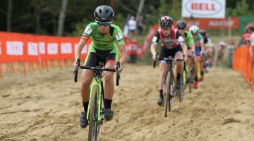 Kaitlin Keough charges through the sand early in the race. photo: David Mable / Cyclocross Magazine.