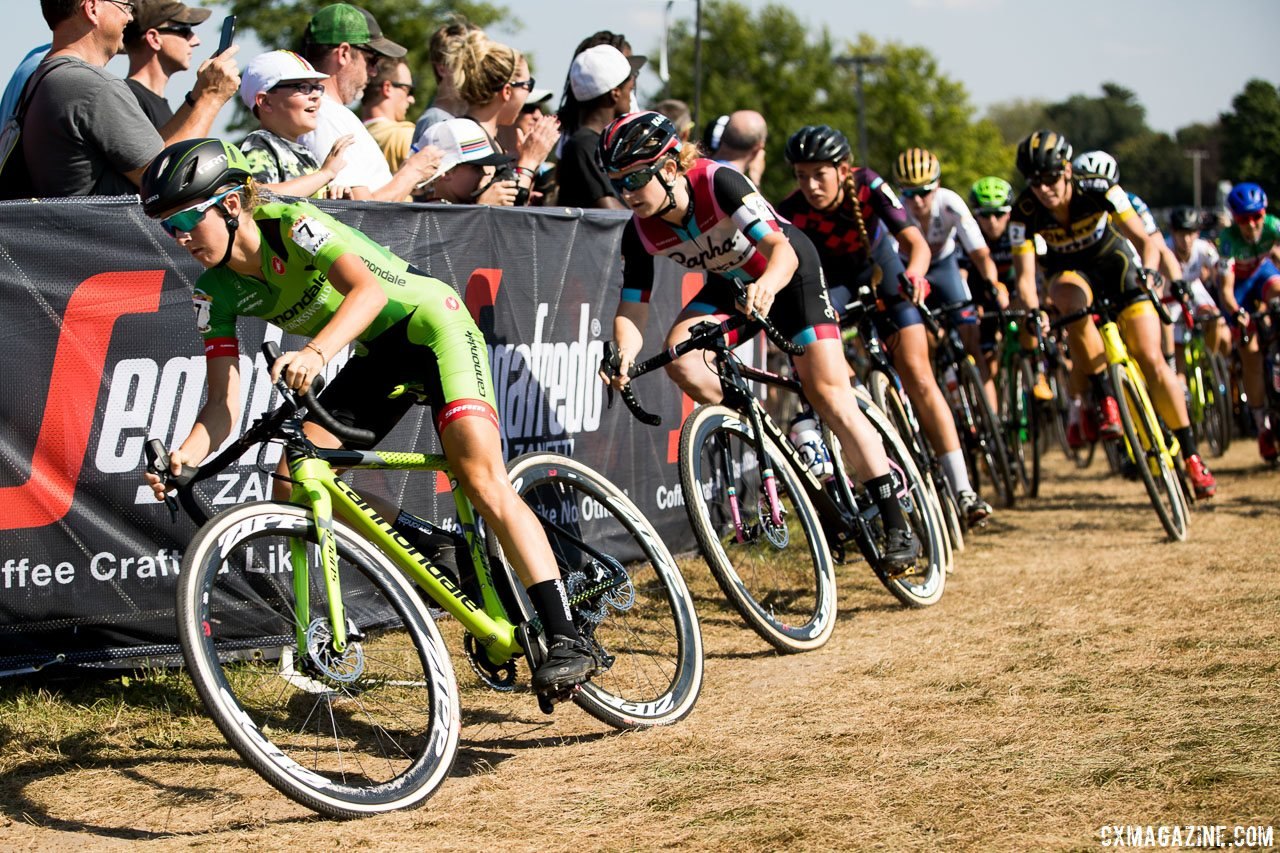 The Trek CX Cup and World Cup Waterloo have been leaders in equality for women's cyclocross. 2017 World Cup Waterloo © J. Curtes / Cyclocross Magazine