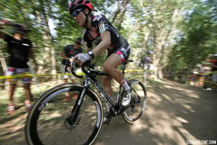 Elle Anderson (Cycling.be - Alphamotorhomes Ladies) was in Waterloo for one of her few races on U.S. soil this season. 2017 World Cup Waterloo Elite Women. © D. Mable / Cyclocross Magazine