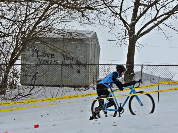 The scene at Angell Park in Sun Prairie is very friendly. photo: Z. Schuster