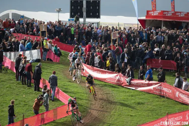 The course at Ronse was set in a grassy field with a lot of elevation change. 2017 Cyclocross DVV Verzekeringen Trofee #1 - GP Mario De Clercq © B. Hamvas / Cyclocross Magazine