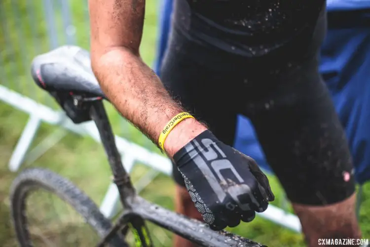 A rider shows his support for Charlie "Vander" Craig #rideforcharlie. 2017 Three Peaks Cyclocross. © D. Monaghan / Cyclocross Magazine