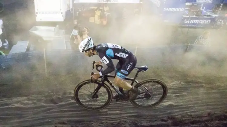 Justin Lindine (Apex / NBX / Hyperthreads) rolls through a cloud of dust. 2017 KMC Cross Fest Day 1 (Friday) © J. Curtes / Cyclocross Magazine