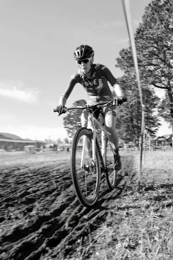 Women's SS was the most exciting race of the day HANDS DOWN! PolerCX's