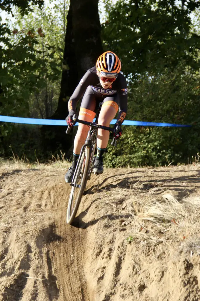 Clara Hosinger (Team S&M) diving into the sand bar. CX Crusade Cascade