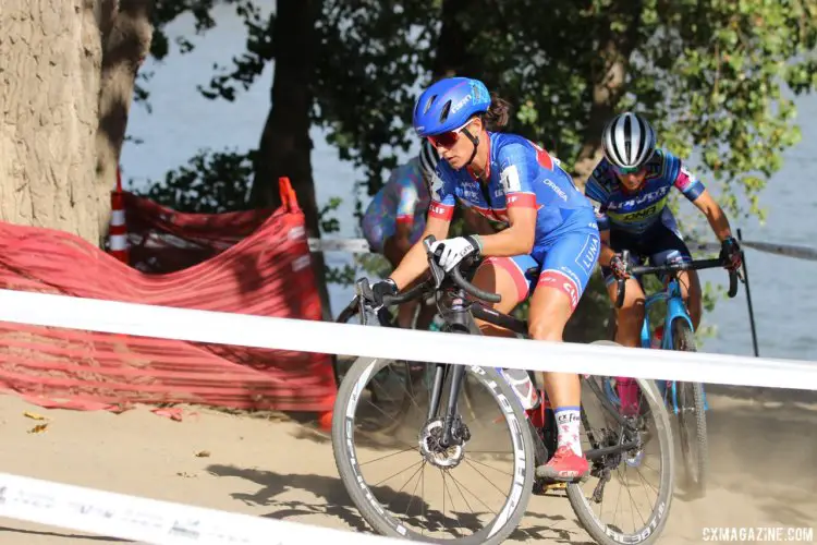 Katerina Nash wins 2017 WSCXGP Day 1. © V. Sama / Cyclocross Magazine